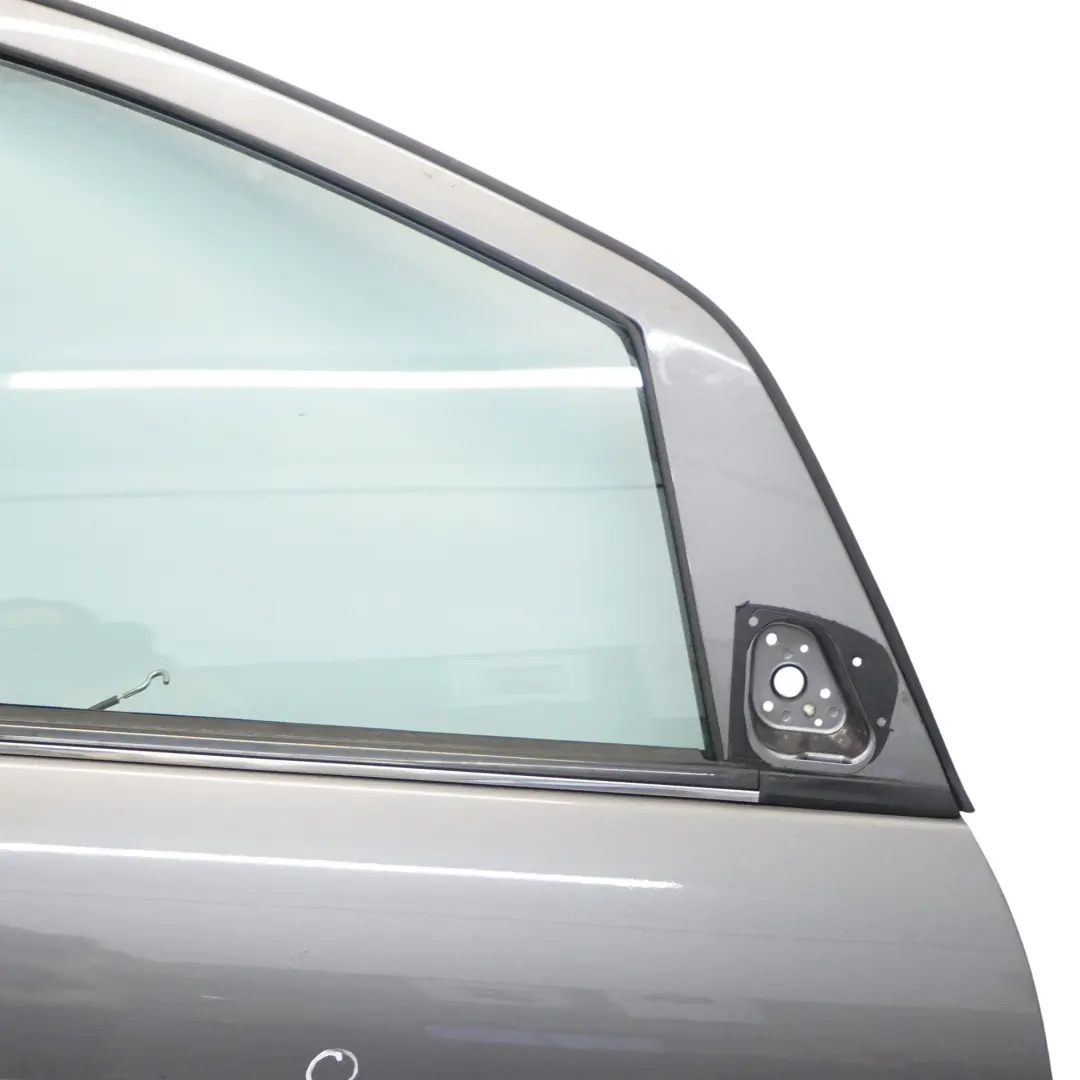 Porta anteriore destra Mountain Grey Metallic - 787 per Mercedes W169 con numero di parte A1697202205 Mercedes W169 Porta anteriore destra Mountain Grey Metallic - 787 - SKU A1697202205-MG1 - Numero di parte A1697202205