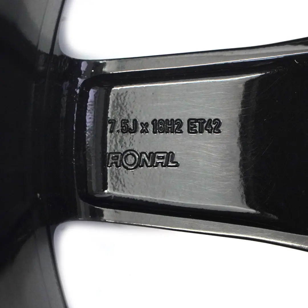 Jante avant en alliage noir 18" 7,5J ET:42 pour Mercedes SLK R172 AMG à propos du numéro de pièce A1724012602 Mercedes SLK R172 AMG Jante avant en alliage noir 18" 7,5J ET:42 - SKU A1724012602-2 - Numéro de pièce A1724012602