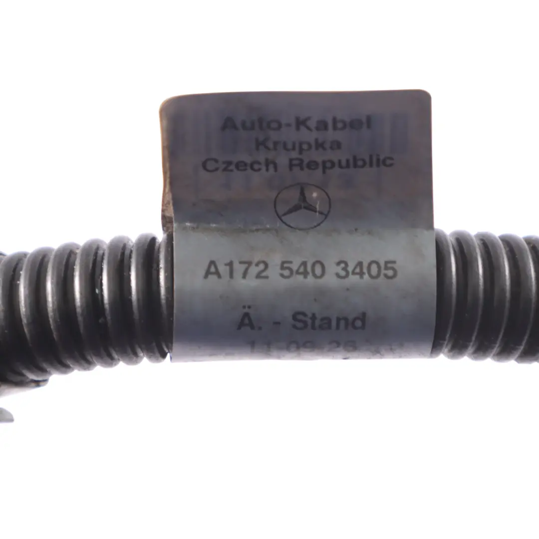 OM651 Diesel Przewód Plusowy Alternatora do Mercedes R172 o numerze A1725403405 Mercedes R172 OM651 Diesel Przewód Plusowy Alternatora - SKU A1725403405 - Numer Części A1725403405