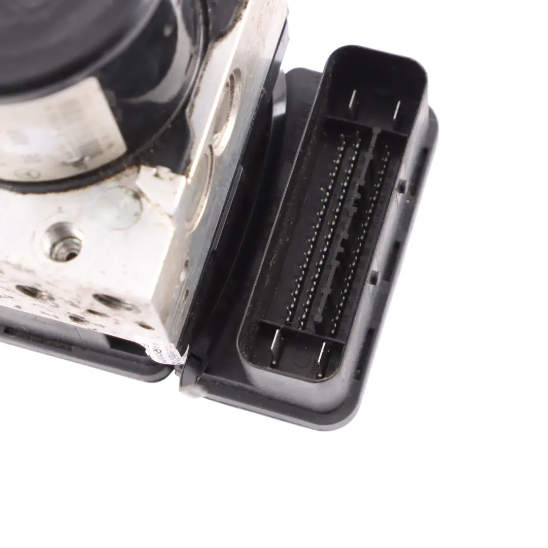 ABS Pompa Modulatore Controllo Freno Unità Idraulica per Mercedes W204 con numero di parte A1729011102 Mercedes W204 ABS Pompa Modulatore Controllo Freno Unità Idraulica - SKU A1729011102 - Numero di parte A1729011102
