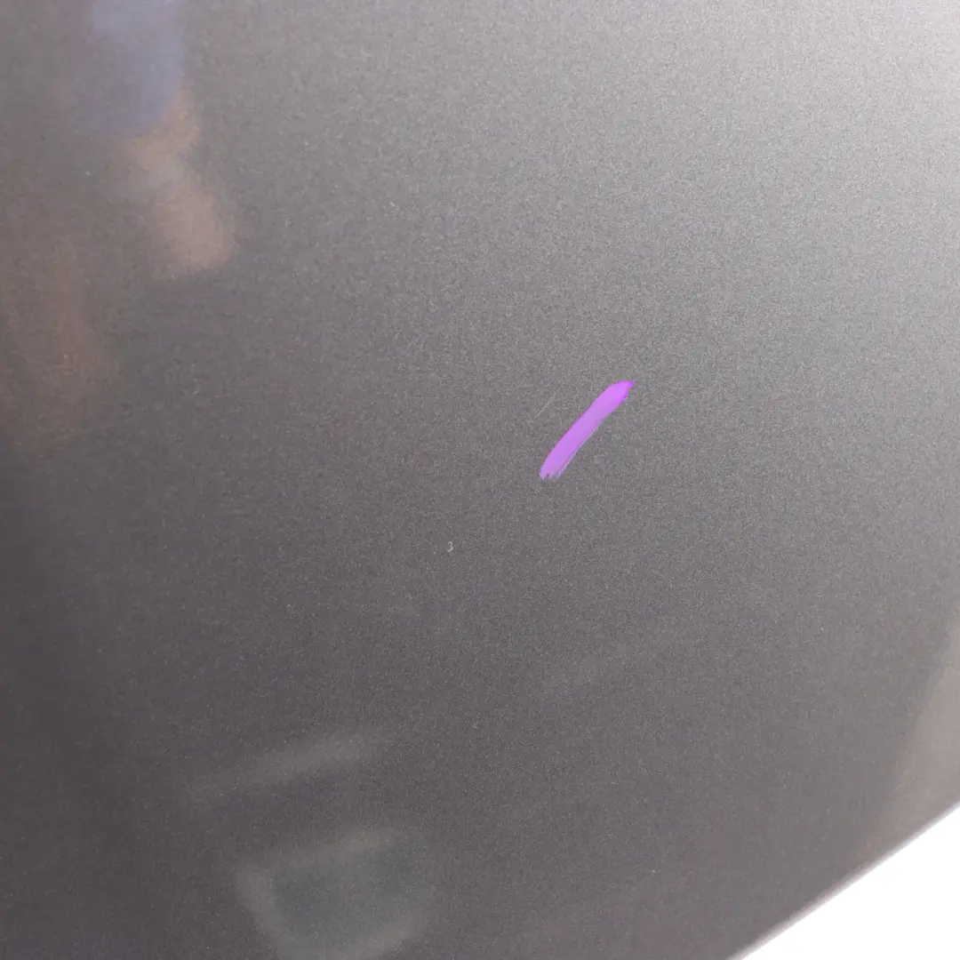 Spoiler Blenda Klapy Tył Szara do Mercedes W176 o numerze A1767900100 Mercedes W176 Spoiler Blenda Klapy Tył Szara - SKU A1767900100-MG1 - Numer Części A1767900100