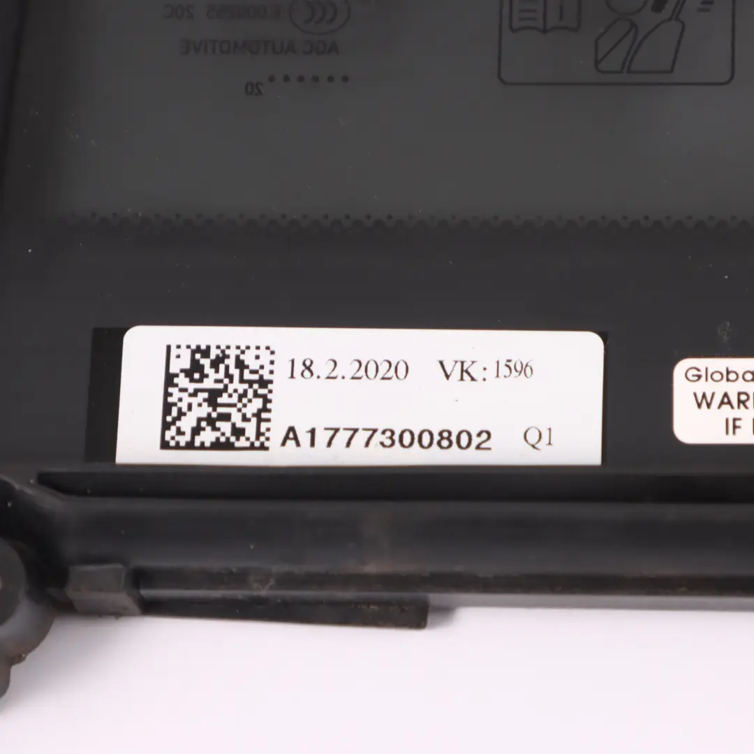 Mercedes V177 Szyba Karoseryjna Tył Prawo - SKU A1777300800 - Numer Części A1777300800
