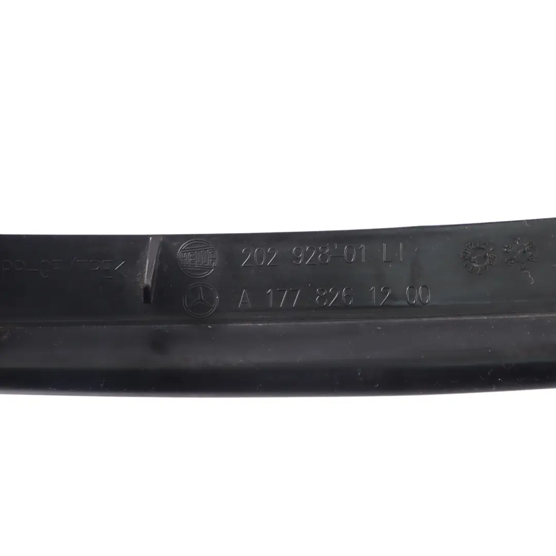 Frontleuchte Scheinwerfer Dichtung Gummi Links für Mercedes W177 mit Teilenummer A1778261200 Mercedes W177 Frontleuchte Scheinwerfer Dichtung Gummi Links - SKU A1778261200 - Teilenummer A1778261200