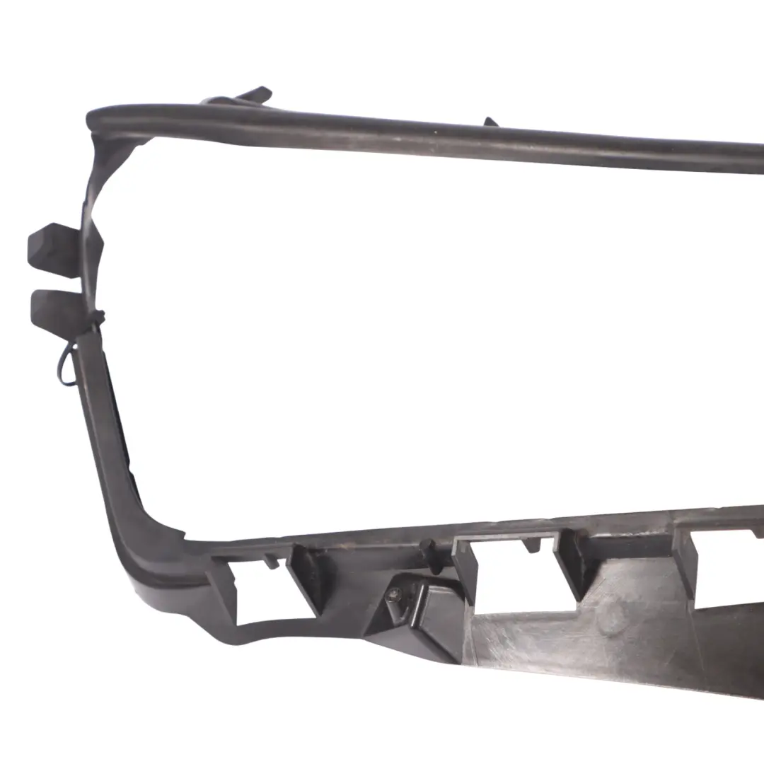 Frontleuchte Scheinwerfer Dichtung Gummi Links für Mercedes W177 mit Teilenummer A1778261200 Mercedes W177 Frontleuchte Scheinwerfer Dichtung Gummi Links - SKU A1778261200 - Teilenummer A1778261200