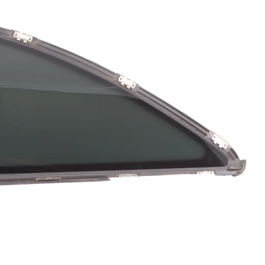 Cristal Trasero Lado Izquierdo Tintado para Mercedes CL203 con número de pieza A2036702954 Mercedes CL203 Cristal Trasero Lado Izquierdo Tintado - SKU A2036702954-1 - Número de pieza A2036702954