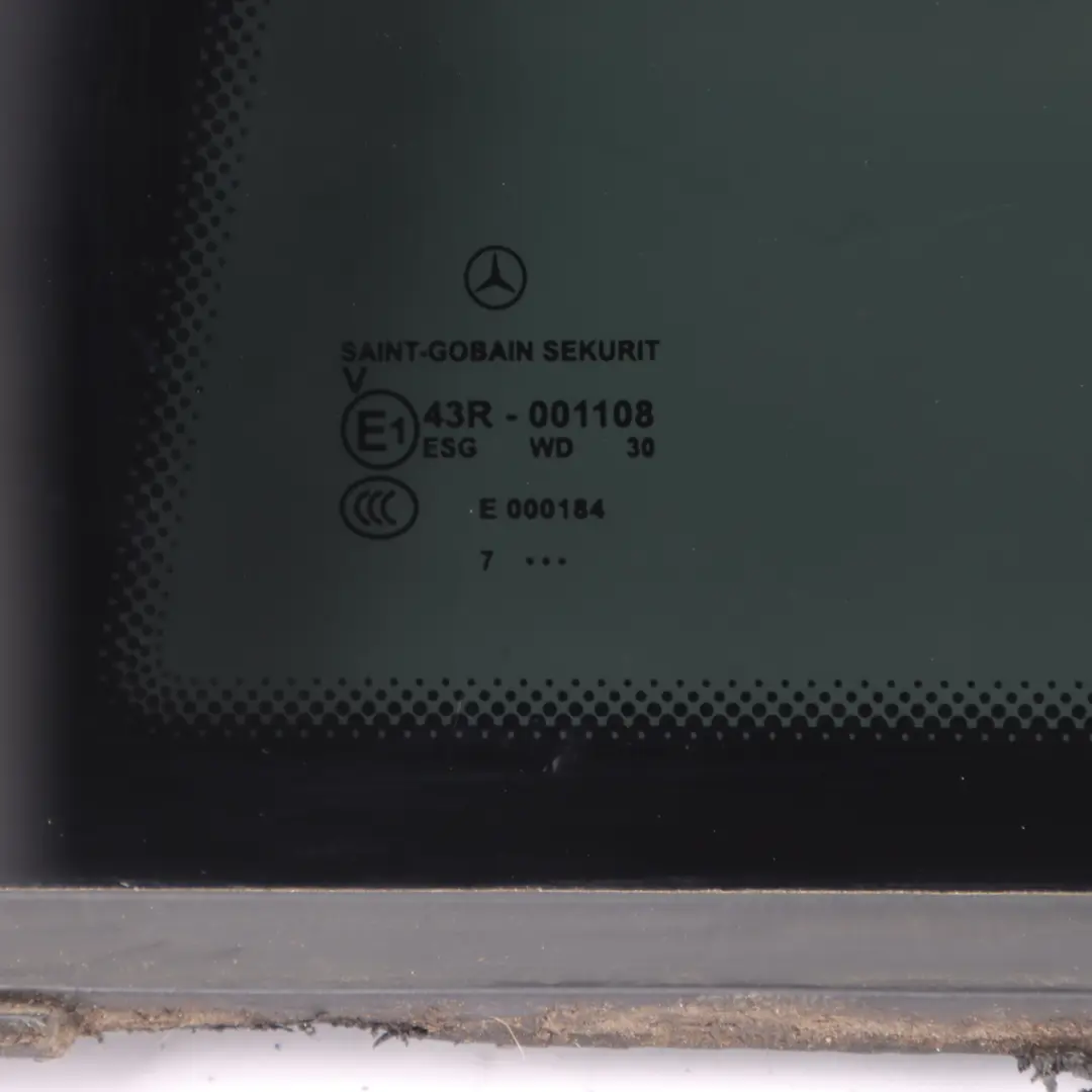 Mercedes CL203 Vitre Arrière Gauche Teintée Côté Nord-Ouest - SKU A2036702954-1 - Numéro de pièce A2036702954