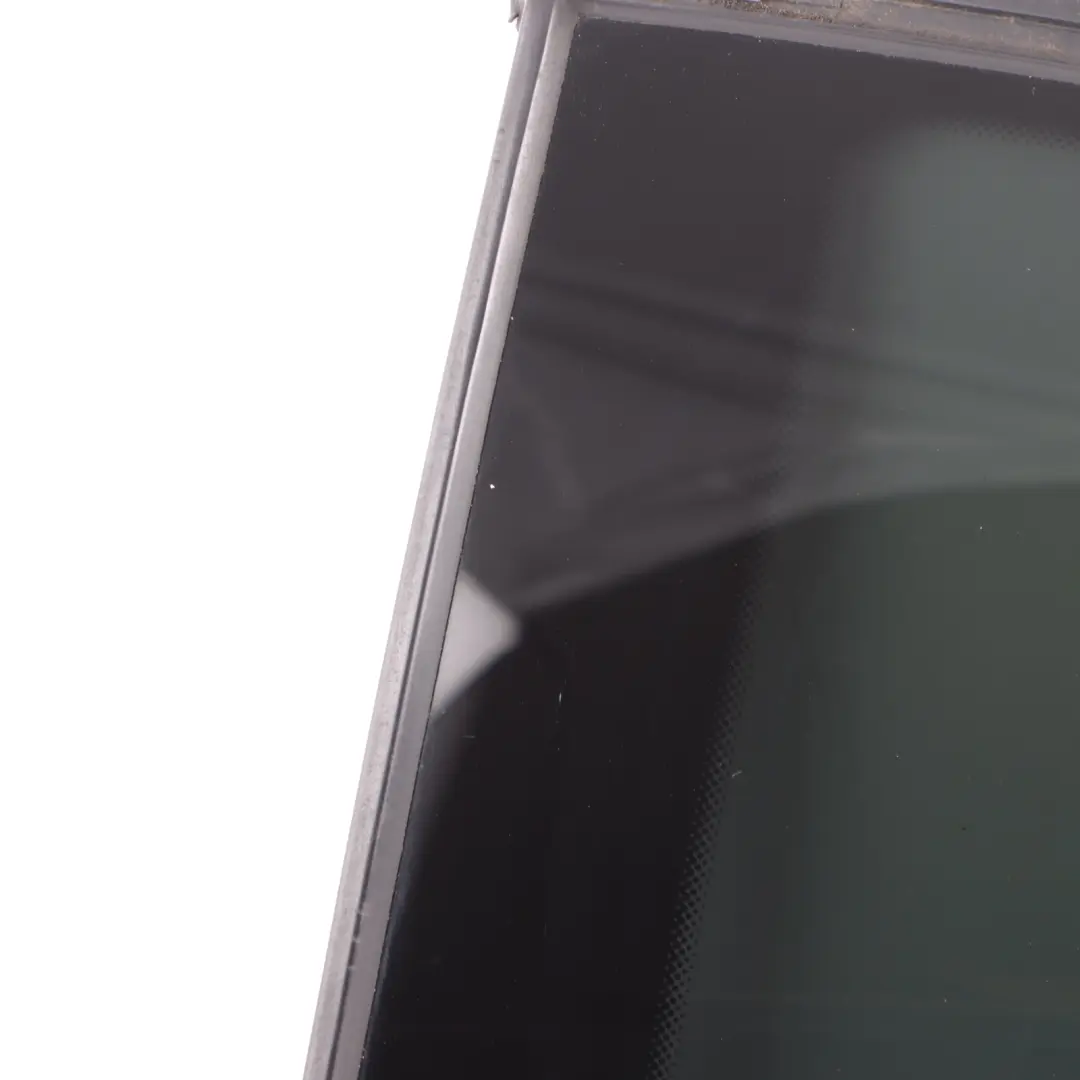 Heckscheibe Viertel Glas Links Seite Getönt für Mercedes CL203 mit Teilenummer A2036702954 Mercedes CL203 Heckscheibe Viertel Glas Links Seite Getönt - SKU A2036702954-1 - Teilenummer A2036702954