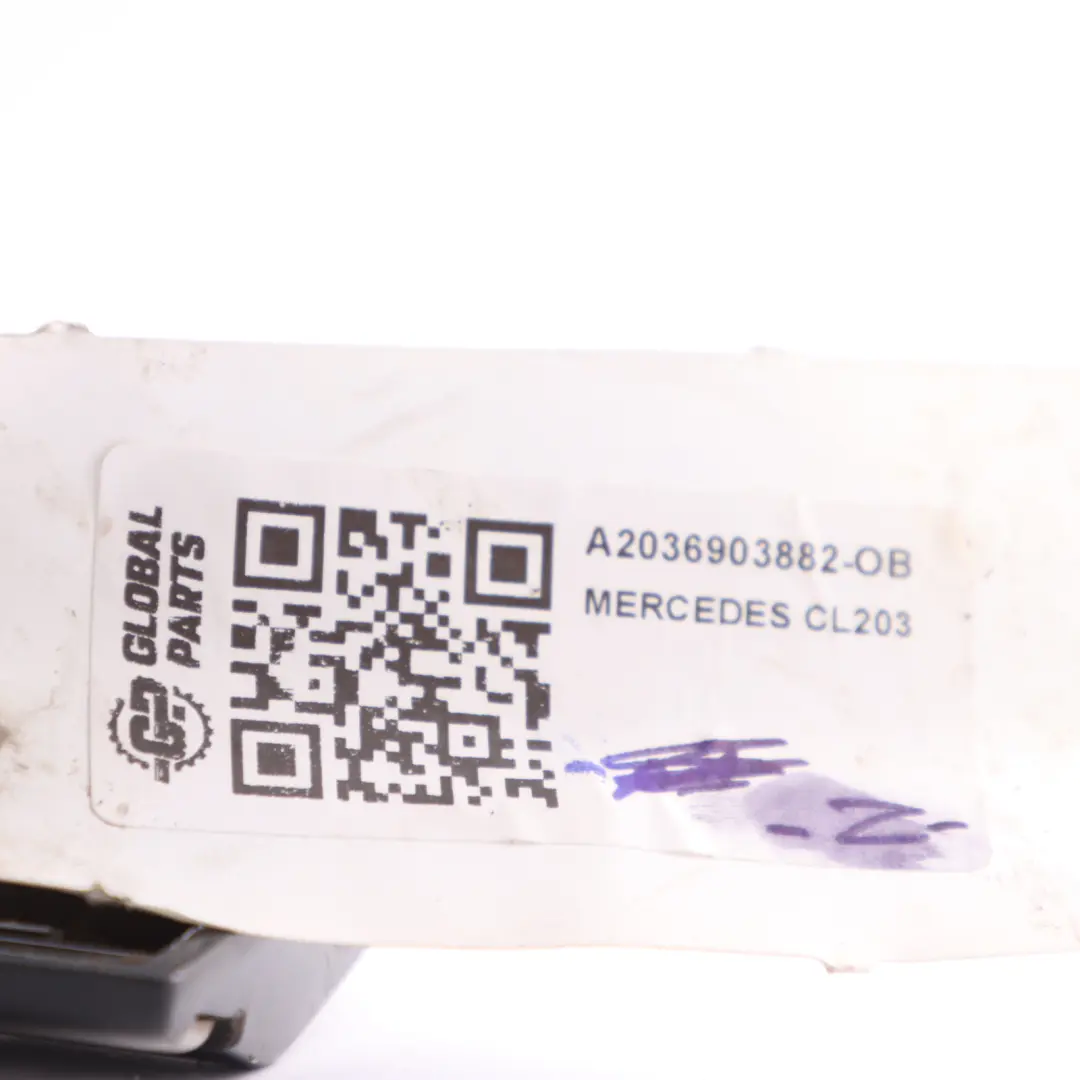 CLC-Klasse CL203 Hinten Rechts Zierleiste Verkleidung Obsidian Black für Mercedes mit Teilenummer A2036903882 Mercedes CLC-Klasse CL203 Hinten Rechts Zierleiste Verkleidung Obsidian Black - SKU A2036903882-OB - Teilenummer A2036903882