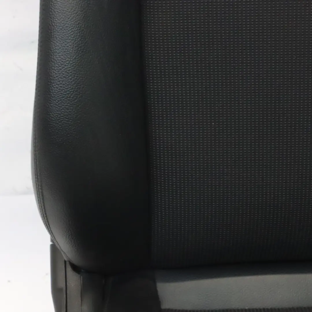 Mercedes CL203 Siège Avant Gauche Intérieur Chauffant Cuir Noir - SKU A2039107747-3 - Numéro de pièce A2039107747