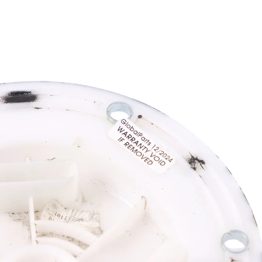 Fuel Pump Cover Mercedes W204 W212 W221 Fuel Tank Cap - SKU A2044700438 - Part number A2044700438