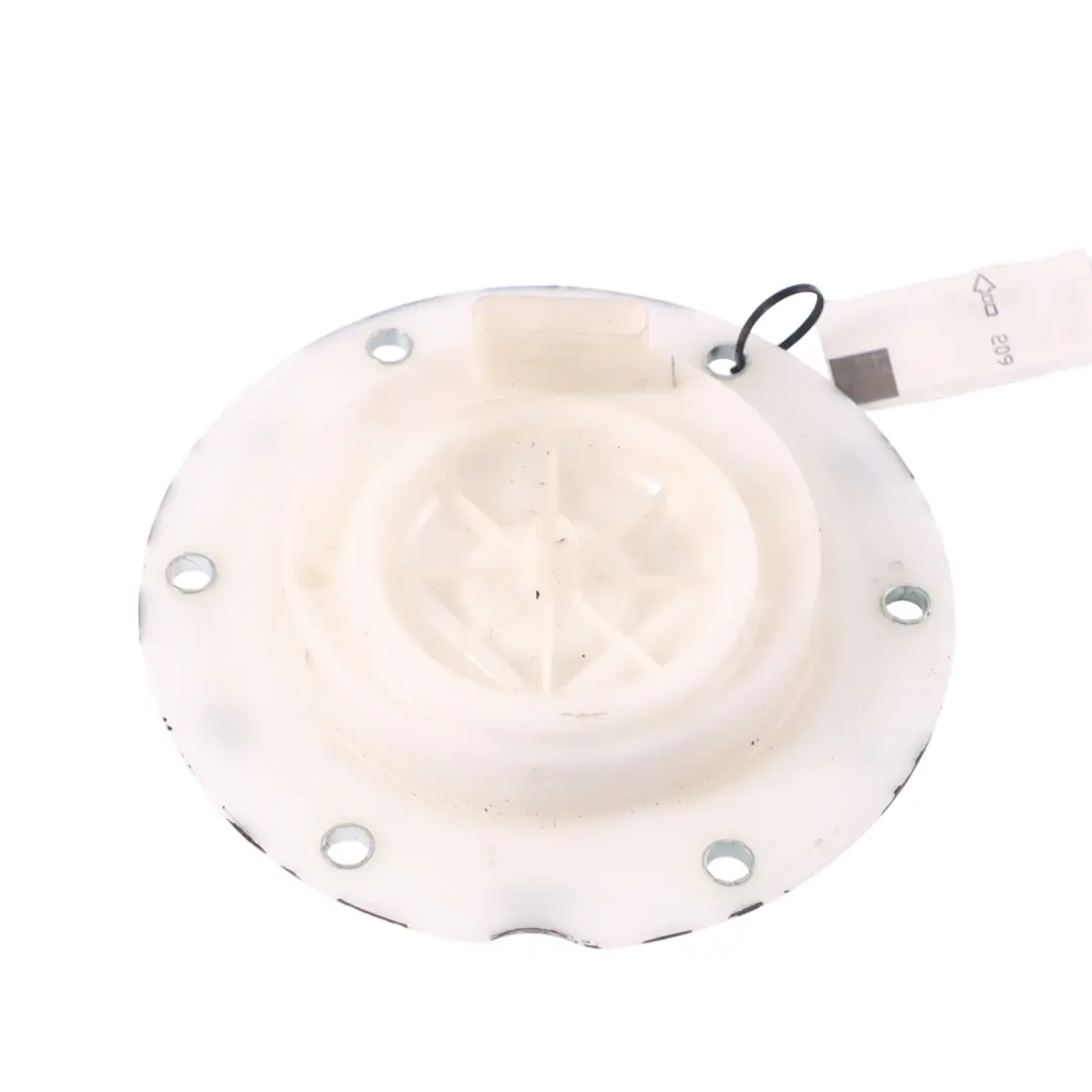 Kraftstoffpumpe Abdeckung Mercedes W204 W212 W221 Tankdeckel für mit Teilenummer A2044700438 Kraftstoffpumpe Abdeckung Mercedes W204 W212 W221 Tankdeckel - SKU A2044700438 - Teilenummer A2044700438