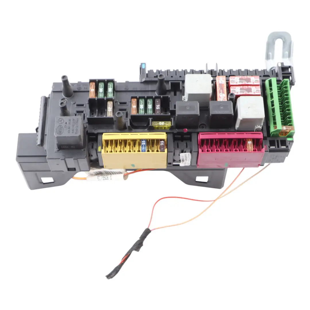 Mercedes W204 SAM Control Unit Module Fuse Box Relay Rear - SKU A2049060105-1 - Part number A2049060105