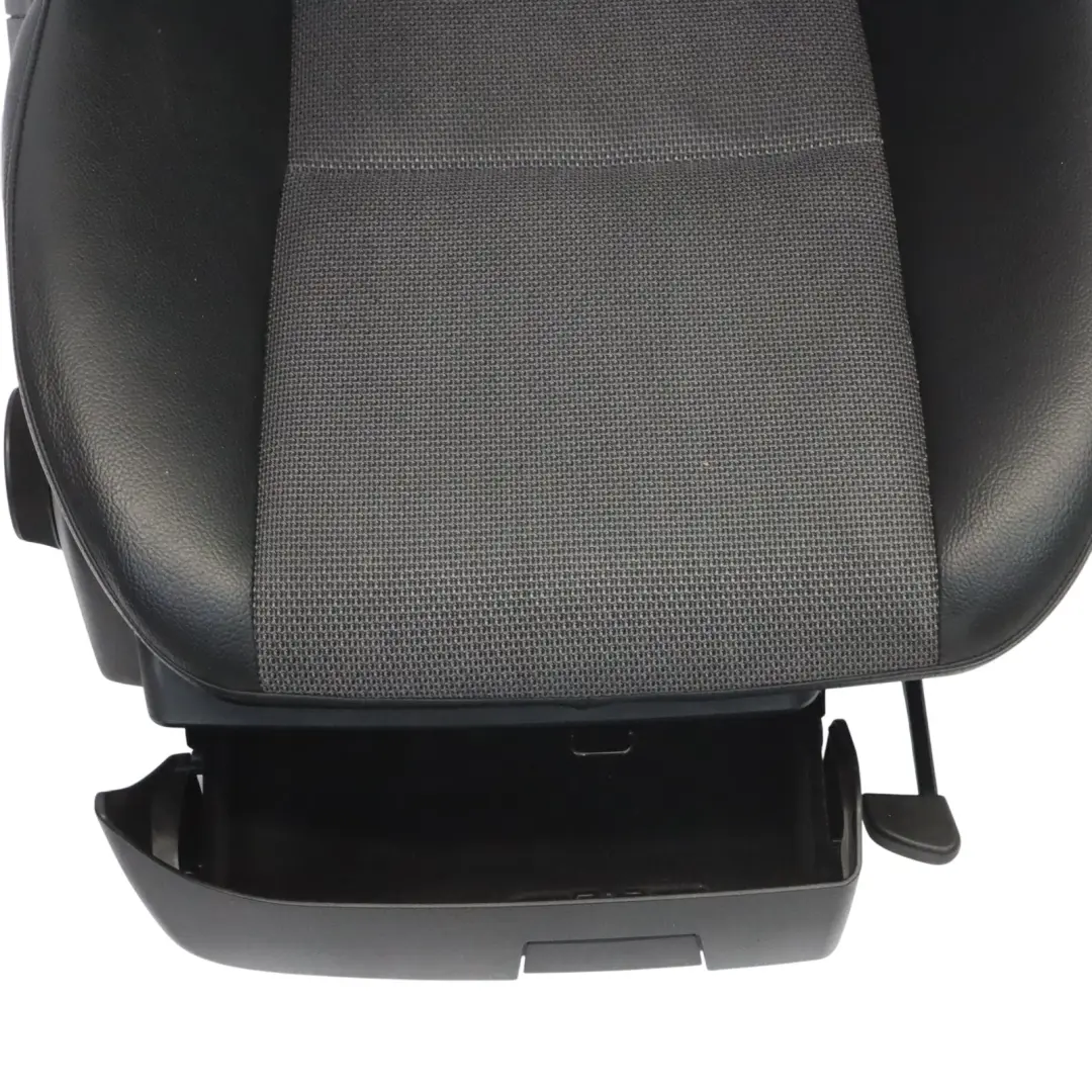 Mercedes W204 Vorder Sitz Sport Rechts Interieur Stoff Leder - SKU A2049102447-1 - Teilenummer A2049102447