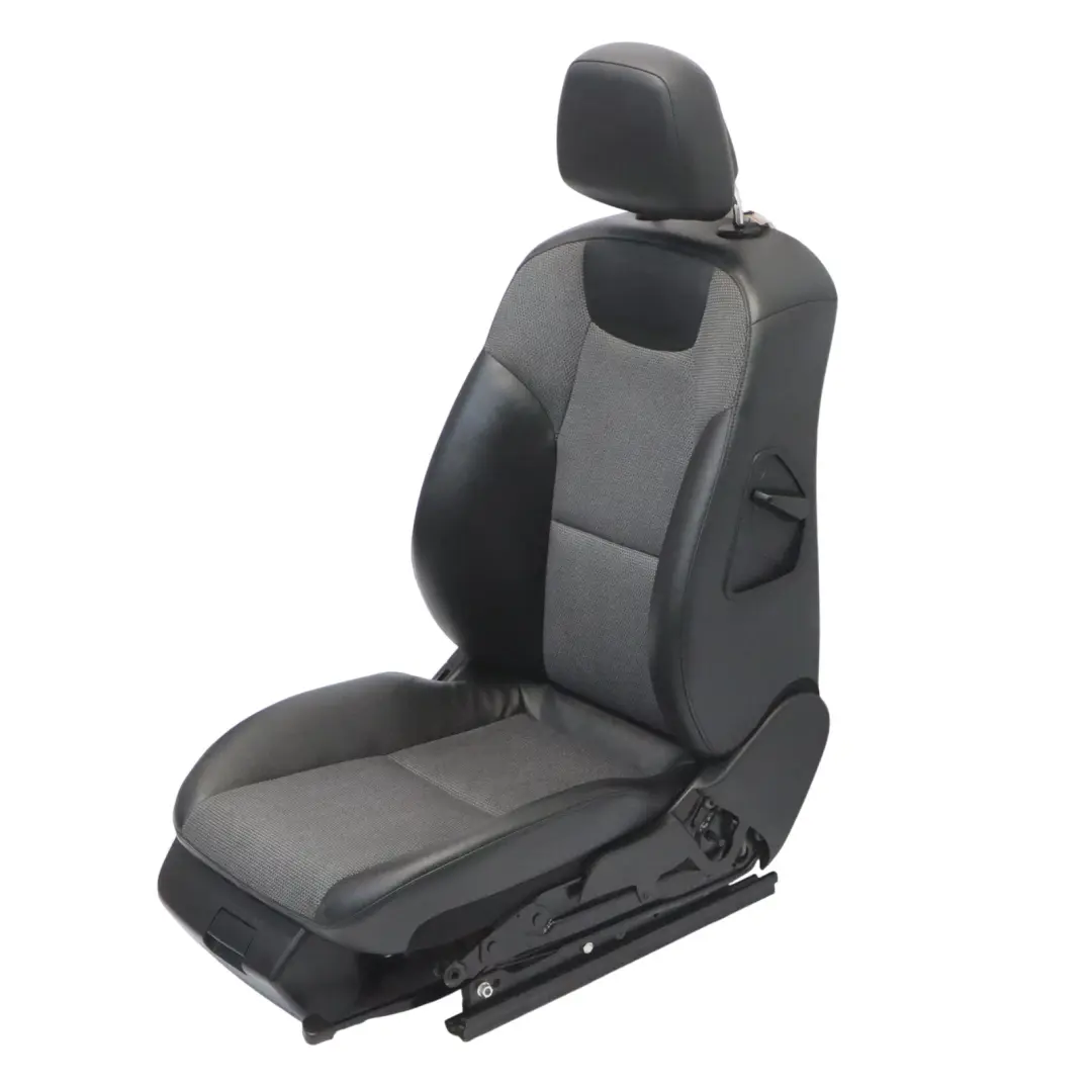 Asiento Delantero Sport Derecho Interior Tela Cuero para Mercedes W204 con número de pieza A2049102447 Mercedes W204 Asiento Delantero Sport Derecho Interior Tela Cuero - SKU A2049102447-1 - Número de pieza A2049102447