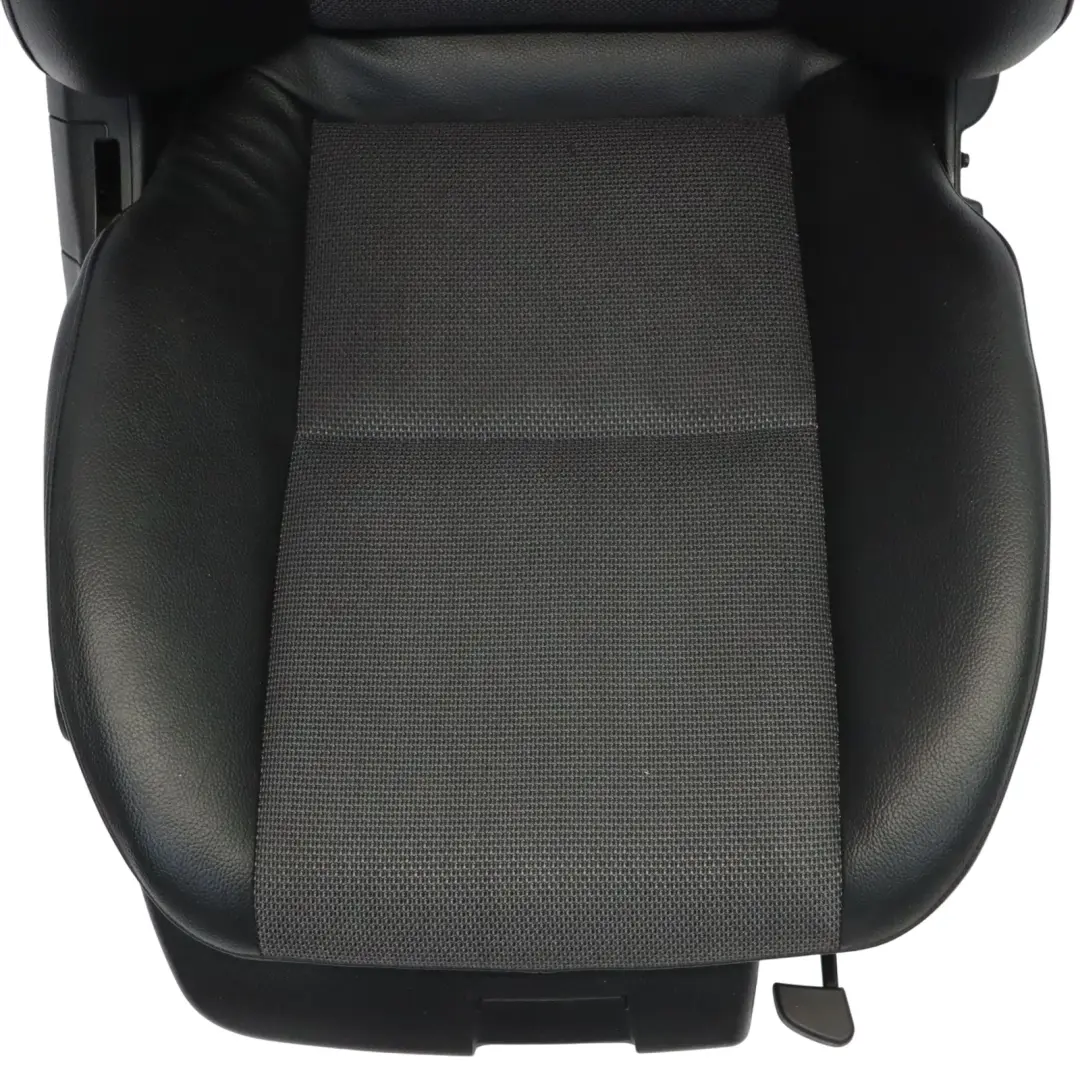 Vorder Sitz Sport Rechts Interieur Stoff Leder für Mercedes W204 mit Teilenummer A2049102447 Mercedes W204 Vorder Sitz Sport Rechts Interieur Stoff Leder - SKU A2049102447-1 - Teilenummer A2049102447