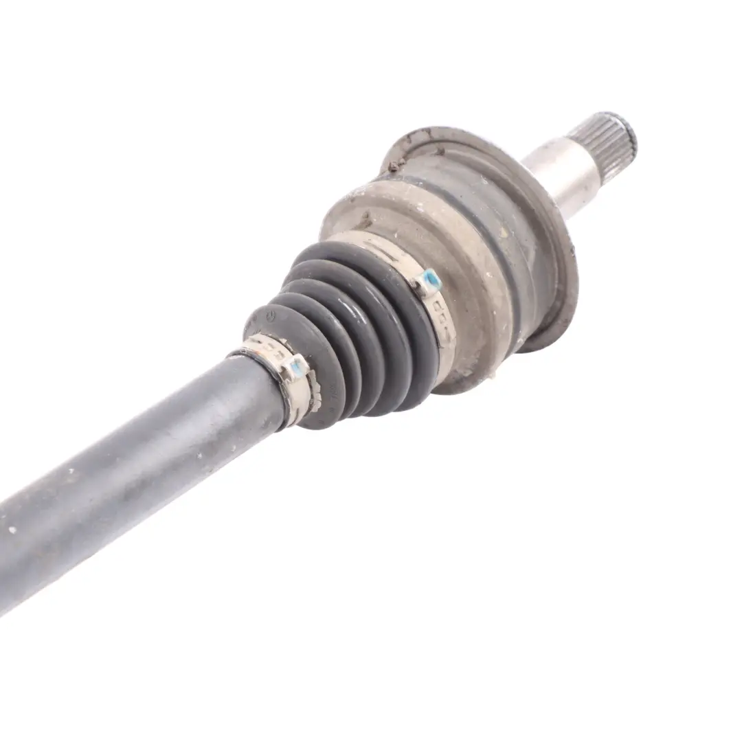 OM651 Diesel Arbre De Transmission Arrière Droit pour Mercedes W205 à propos du numéro de pièce A2053502009 Mercedes W205 OM651 Diesel Arbre De Transmission Arrière Droit - SKU A2053502009 - Numéro de pièce A2053502009