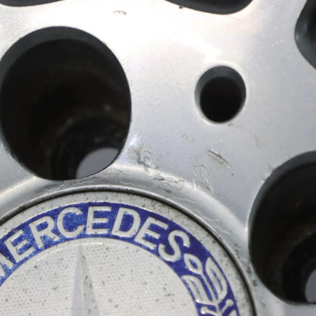 Jante Avant AMG 19" ET:44 7,5J 14 Spoke pour Mercedes W205 à propos du numéro de pièce A2054011300 Mercedes W205 Jante Avant AMG 19" ET:44 7,5J 14 Spoke - SKU A2054011300-2 - Numéro de pièce A2054011300