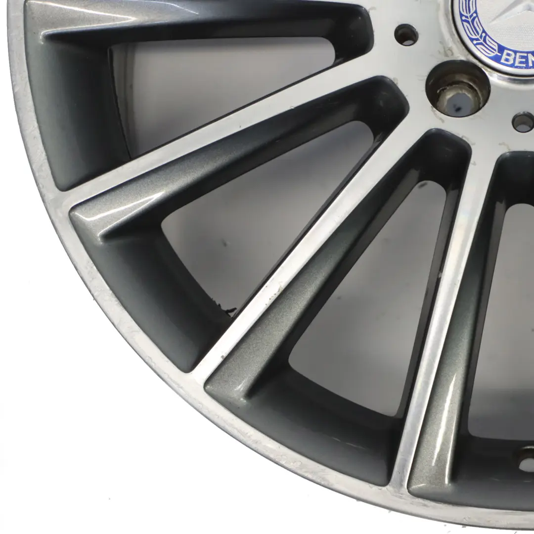 Vorder Rad Felge AMG 19" ET:44 7,5J 14 Speichen für Mercedes W205 mit Teilenummer A2054011300 Mercedes W205 Vorder Rad Felge AMG 19" ET:44 7,5J 14 Speichen - SKU A2054011300-3 - Teilenummer A2054011300
