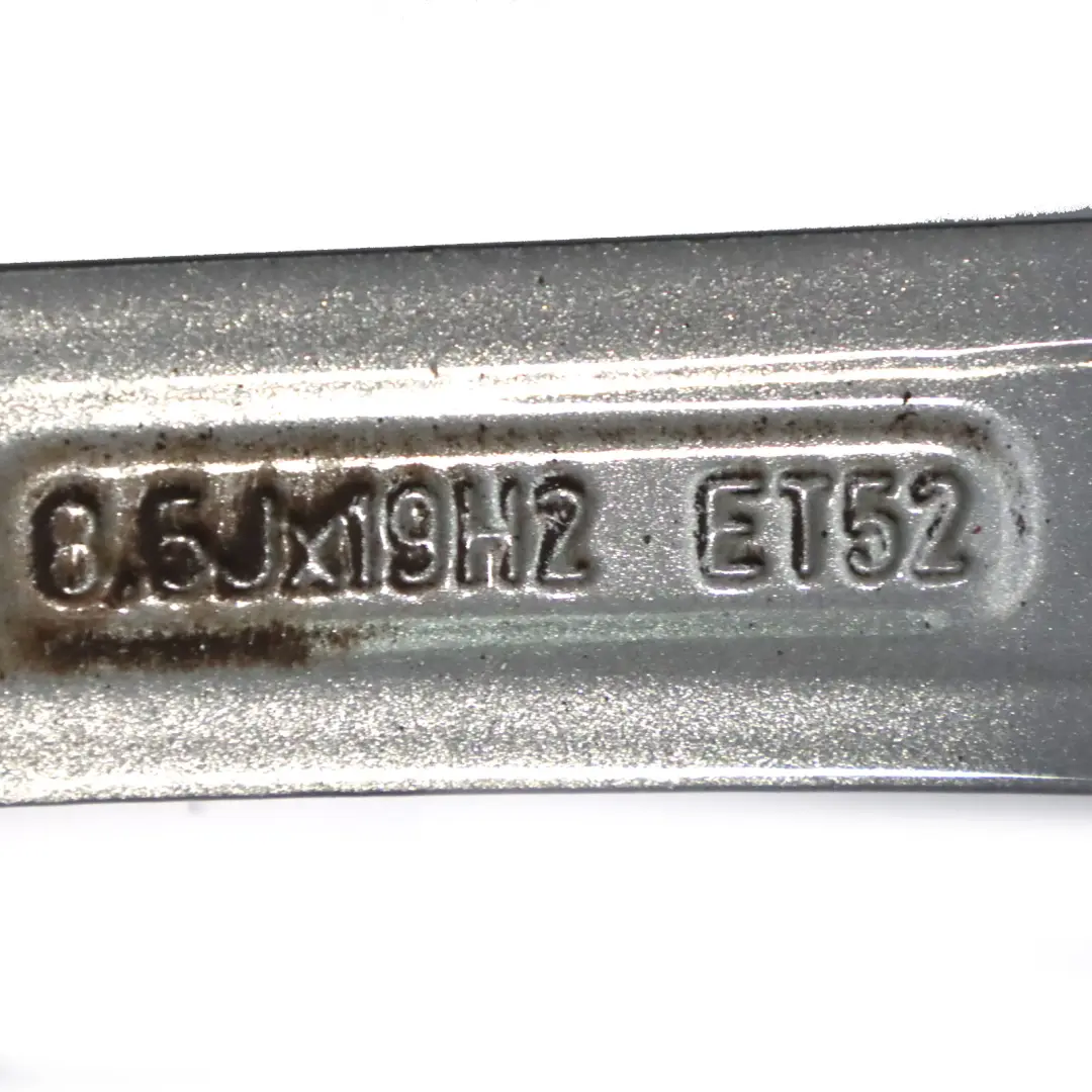 Cerchio lega posteriore AMG 19" ET:52 8,5J 14 Raggi per Mercedes W205 con numero di parte A2054011400 Mercedes W205 Cerchio lega posteriore AMG 19" ET:52 8,5J 14 Raggi - SKU A2054011400-1 - Numero di parte A2054011400