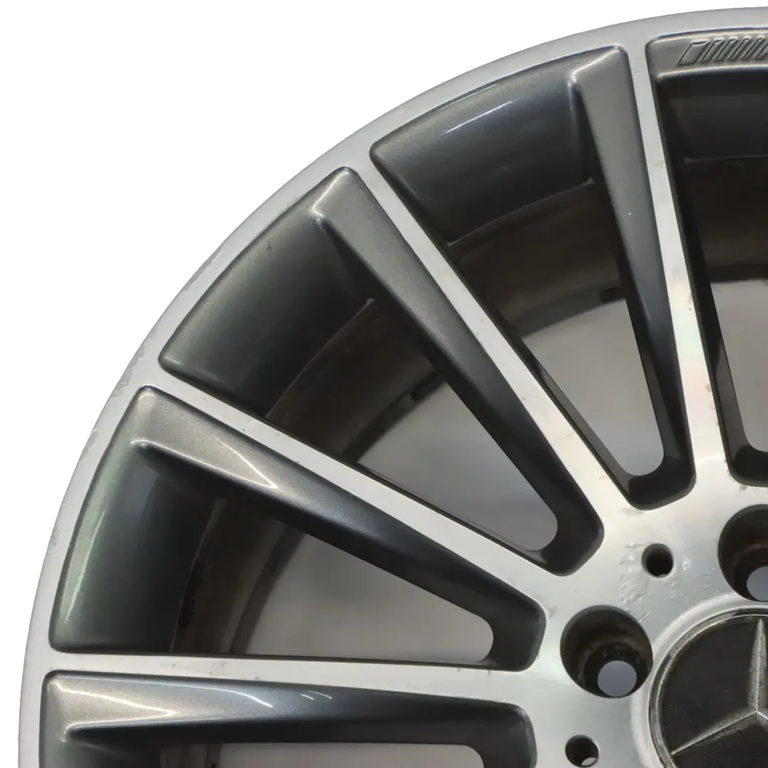 Cerchio lega posteriore AMG 19" ET:52 8,5J 14 Raggi per Mercedes W205 con numero di parte A2054011400 Mercedes W205 Cerchio lega posteriore AMG 19" ET:52 8,5J 14 Raggi - SKU A2054011400-1 - Numero di parte A2054011400
