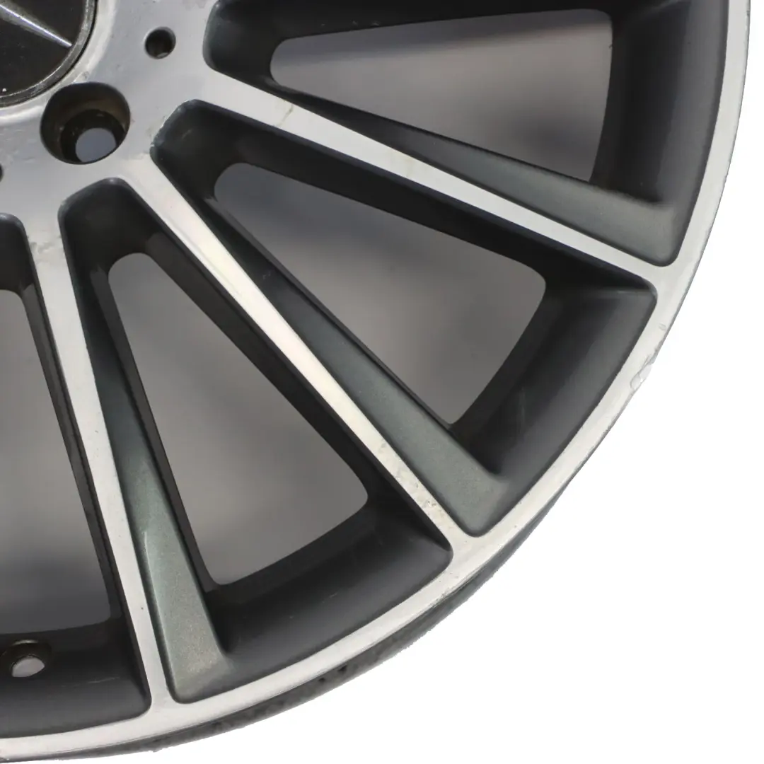 Jante arrière alliage AMG 19" ET:52 8,5J 14 Spoke pour Mercedes W205 S205 à propos du numéro de pièce A2054011400 Mercedes W205 S205 Jante arrière alliage AMG 19" ET:52 8,5J 14 Spoke - SKU A2054011400-1 - Numéro de pièce A2054011400