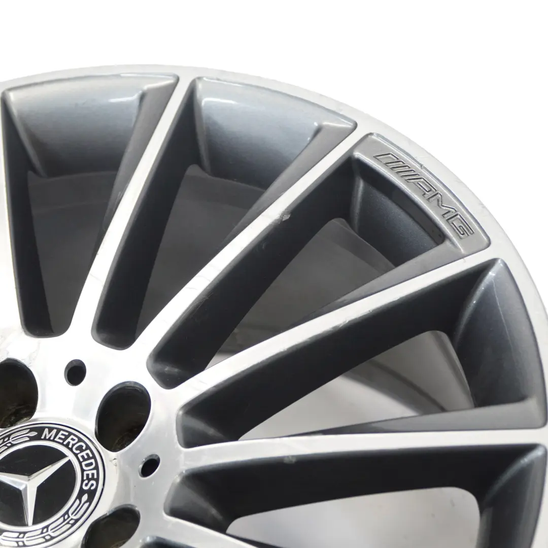 Jante arrière alliage AMG 19" ET:52 8,5J 14 Spoke pour Mercedes W205 S205 à propos du numéro de pièce A2054011400 Mercedes W205 S205 Jante arrière alliage AMG 19" ET:52 8,5J 14 Spoke - SKU A2054011400-2 - Numéro de pièce A2054011400