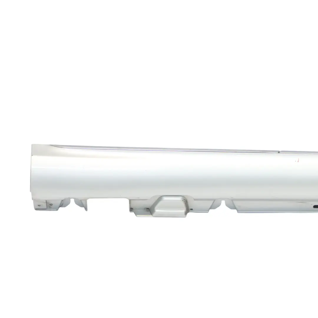 Mercedes W205 Faldón lateral derecho Cubre umbral de puerta Iridium Silver - 775 - SKU A2056980254-IRS1 - Número de pieza A2056980254