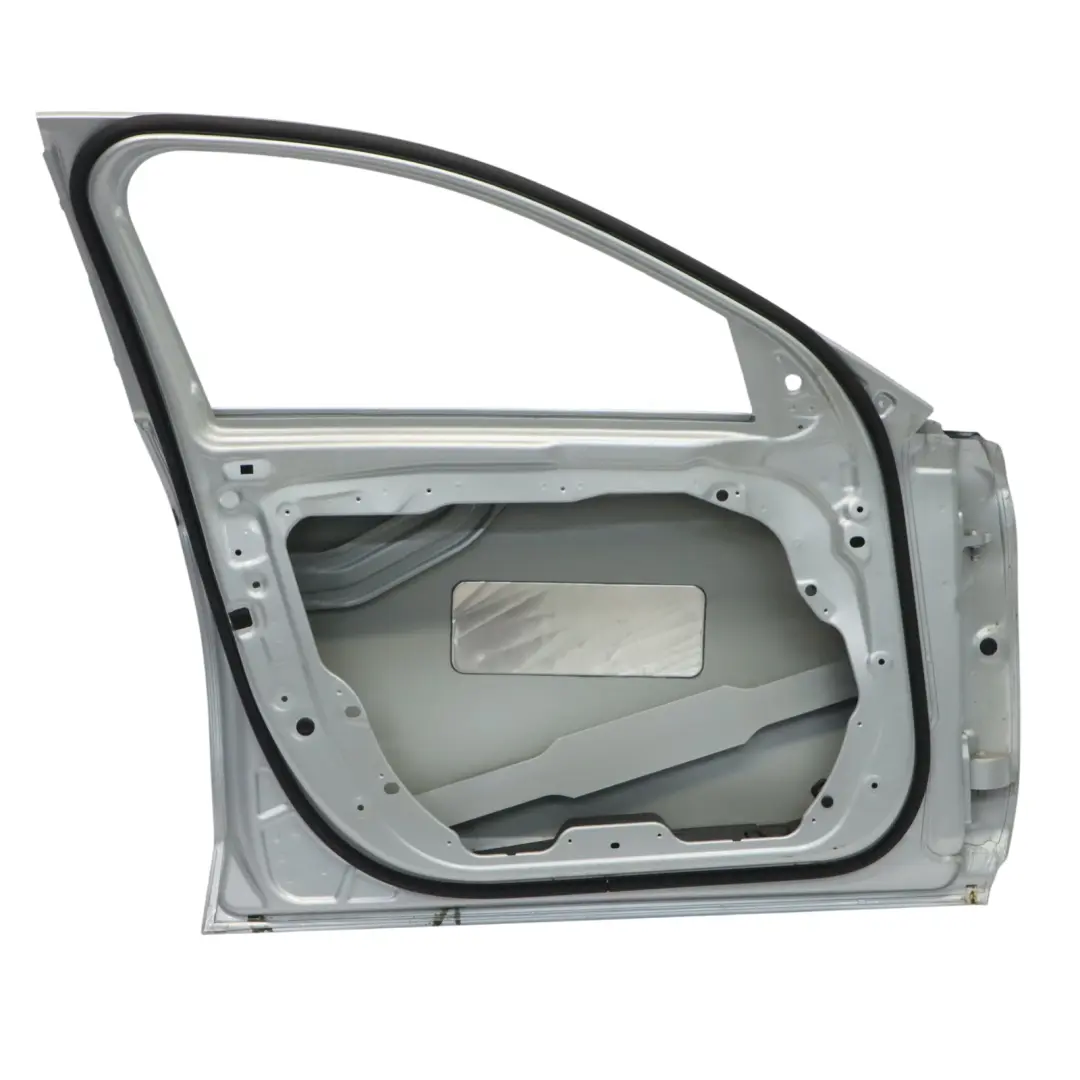 Tür vorne links Iridiumsilber Metallic - 775 Mercedes W205 - SKU A2057200105-IRS1 - Teilenummer A2057200105