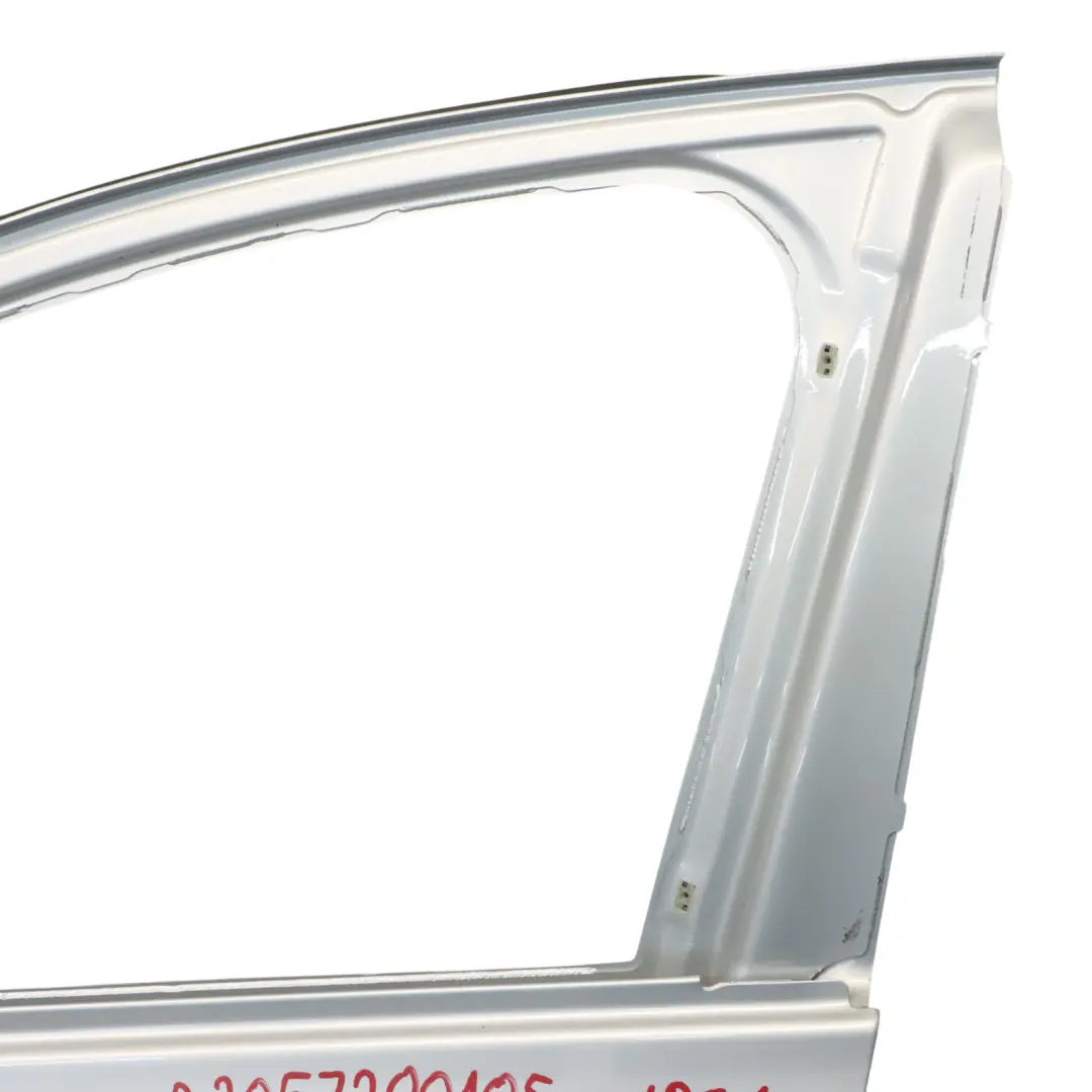 Mercedes W205 Porte Avant Gauche Argent Iridium Métallisé - 775 - SKU A2057200105-IRS1 - Numéro de pièce A2057200105