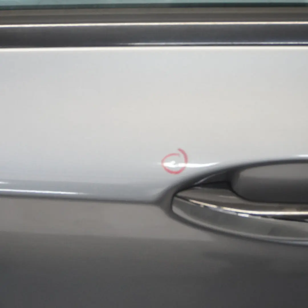 Puerta Delantera Izquierda Coupe Cabrio Selenite Grey - 992 para Mercedes C205 A205 con número de pieza A2057209726 Mercedes C205 A205 Puerta Delantera Izquierda Coupe Cabrio Selenite Grey - 992 - SKU A2057209726-SEL1 - Número de pieza A2057209726