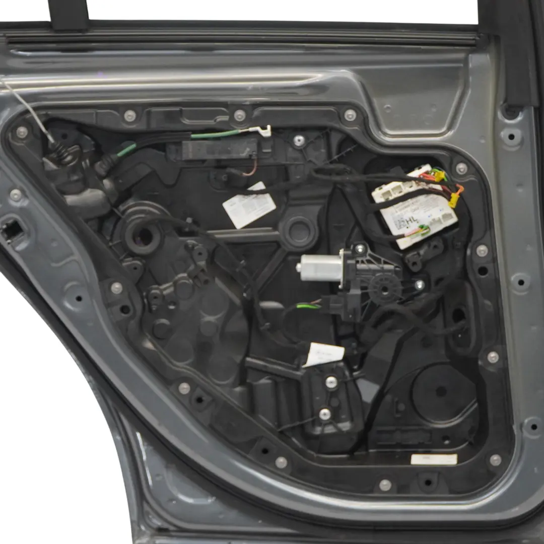 Mercedes W205 Tür hinten links Selenitgrau Metallic - 992 - SKU A2057300105-SEL2 - Teilenummer A2057300105