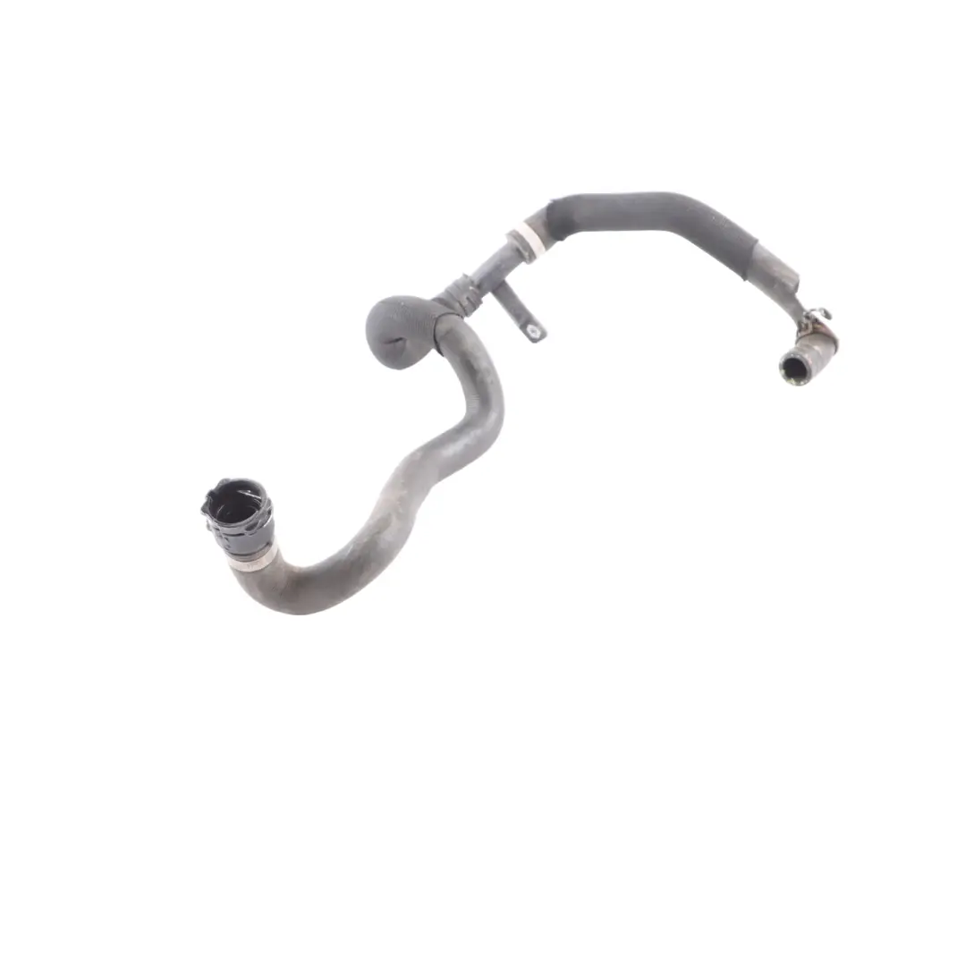 Mercedes C205 Tuyau De Liquide De Refroidissement D'Eau - SKU A2058306005 - Numéro de pièce A2058306005