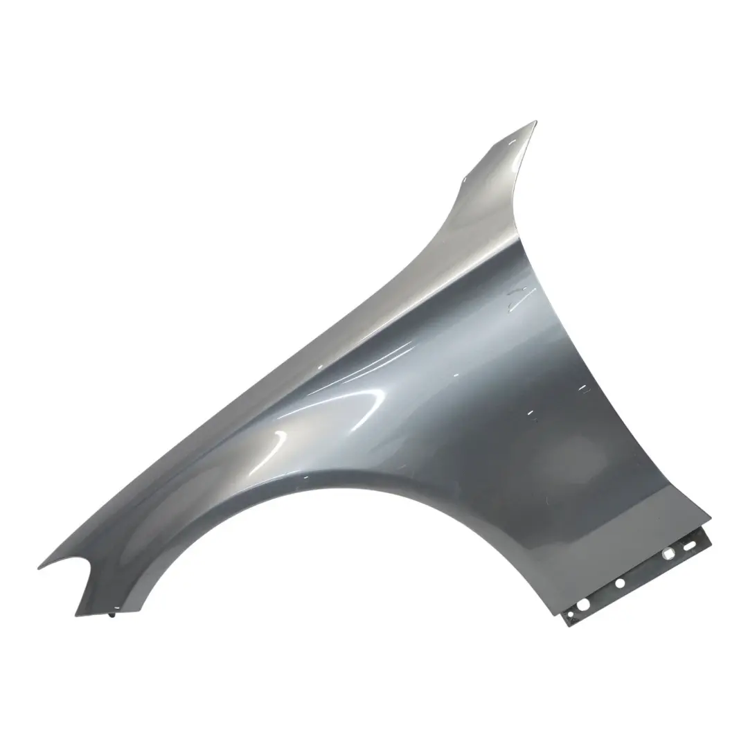 Mercedes W205 Delantero Izquierdo Guardabarros lateral Selenite Grey - 992 - SKU A2058800118-SEL - Número de pieza A2058800118