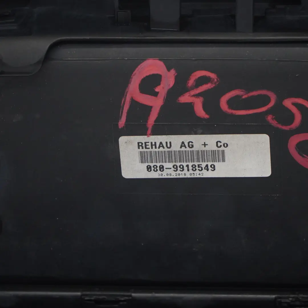 Zderzak Tylny AMG Obsidian Black Metallic - 197 do Mercedes C205 o numerze A2058802206 Mercedes C205 Zderzak Tylny AMG Obsidian Black Metallic - 197 - SKU A2058802206-OB3 - Numer Części A2058802206