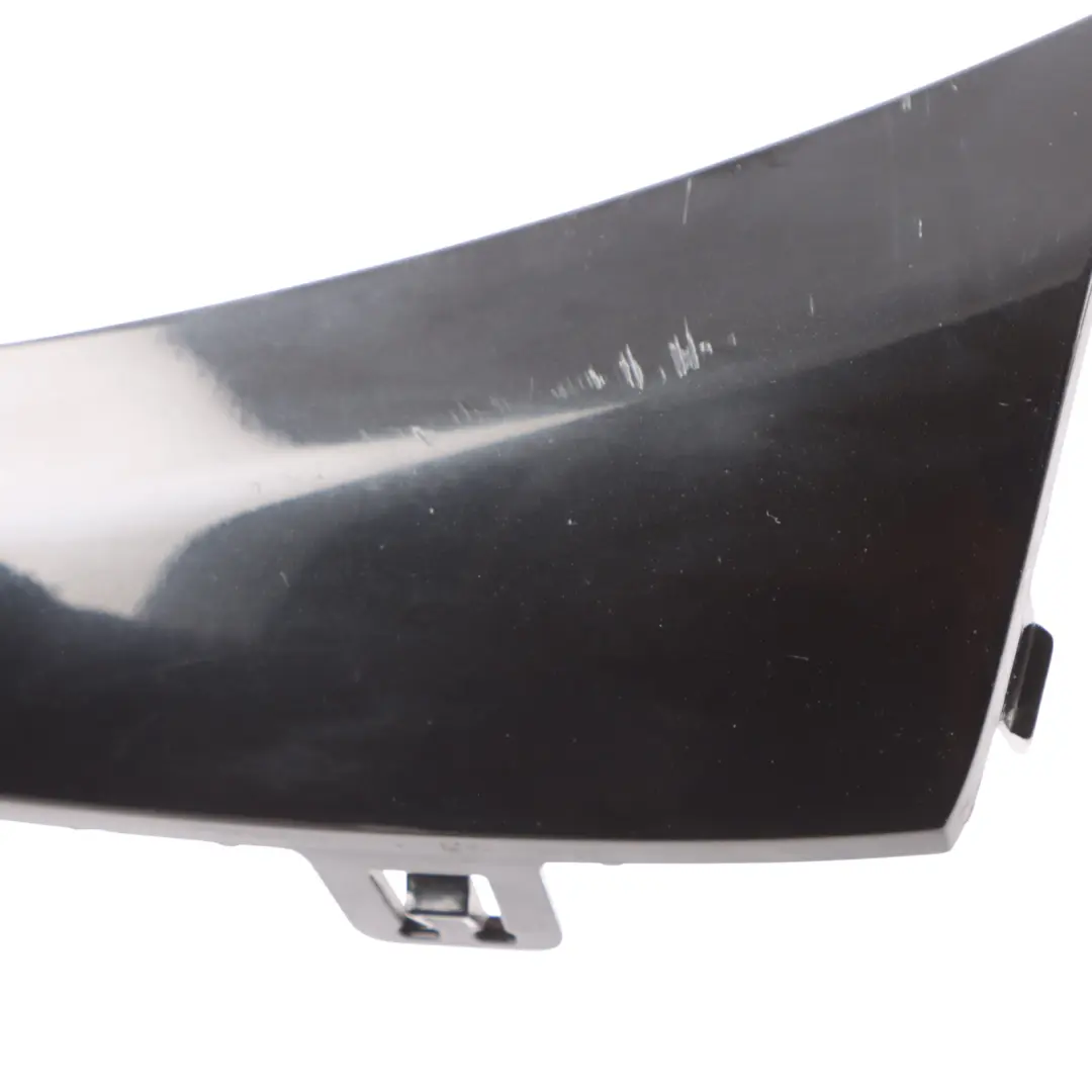 Mercedes W205 C200 enjoliveur de passage de roue avant pare-chocs droit noir - SKU A2058856602 - Numéro de pièce A2058856602