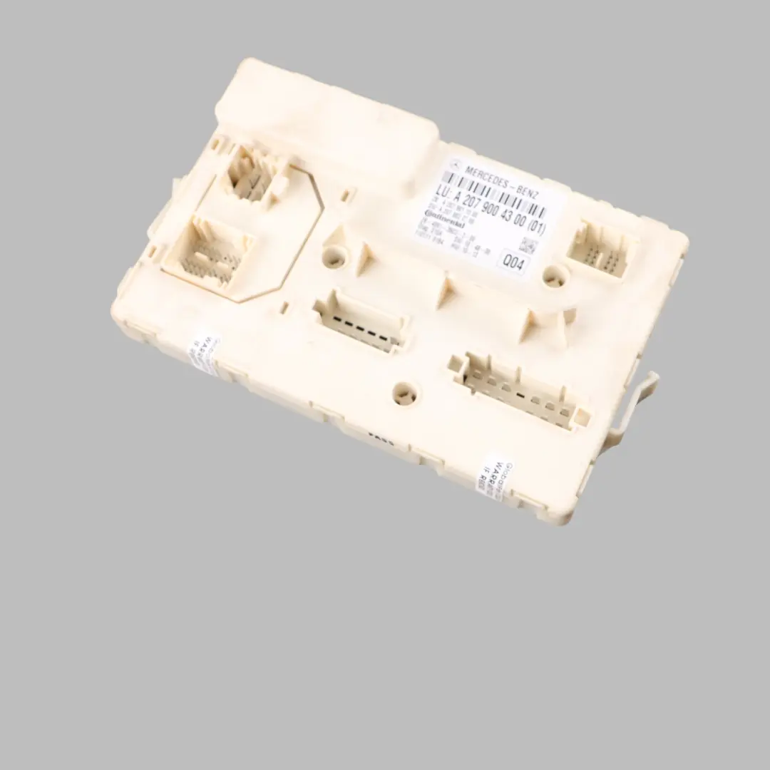 Roof Control Module Unit ECU Soft Top to Mercedes A207 Convertible with Part number A2079004300 Mercedes A207 Convertible Roof Control Module Unit ECU Soft Top - SKU A2079004300 - Part number A2079004300