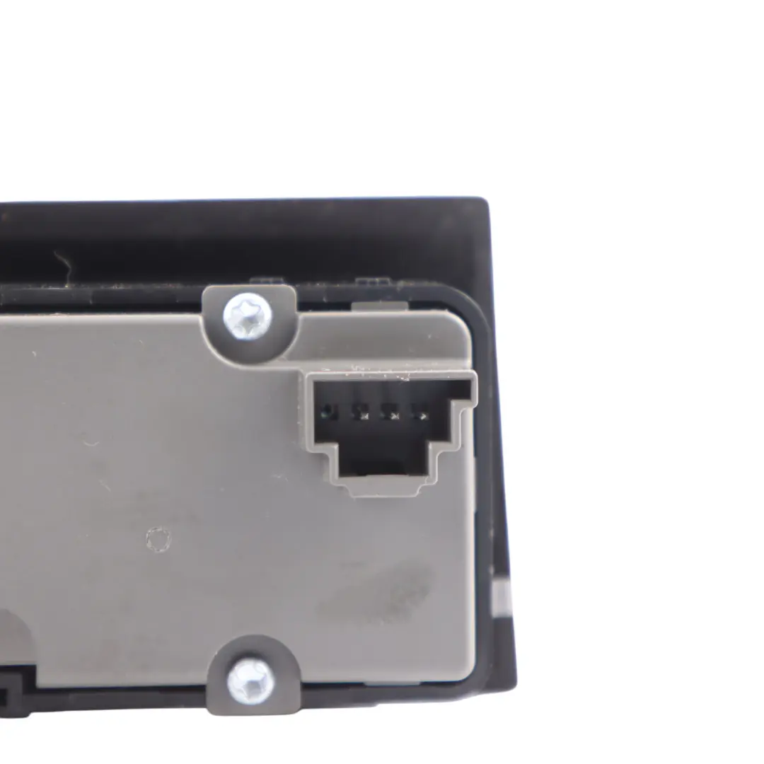 Mercedes C207 Panneau de commande de la console centrale - SKU A2079058203 - Numéro de pièce A2079058203