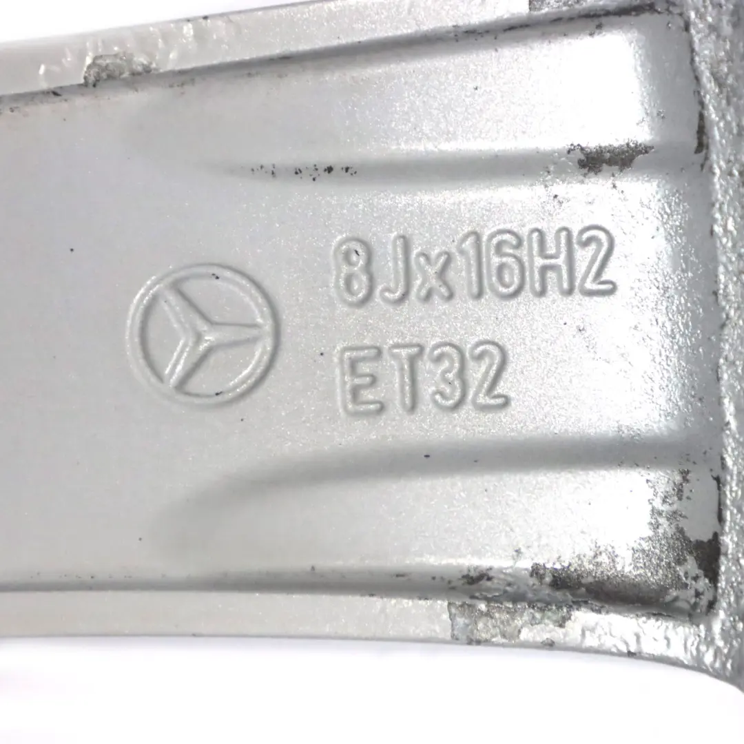 Mercedes-Benz CLK-Klasse C209 Alufelge Alu Felge 16" 8J ET:32 für mit Teilenummer A2094013702 Mercedes-Benz CLK-Klasse C209 Alufelge Alu Felge 16" 8J ET:32 - SKU A2094013702-2 - Teilenummer A2094013702