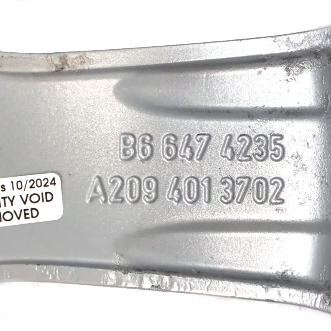 Cerchio in lega posteriore 16" 8J ET:32 per Mercedes CLK C209 con numero di parte A2094013702 Mercedes CLK C209 Cerchio in lega posteriore 16" 8J ET:32 - SKU A2094013702-2 - Numero di parte A2094013702