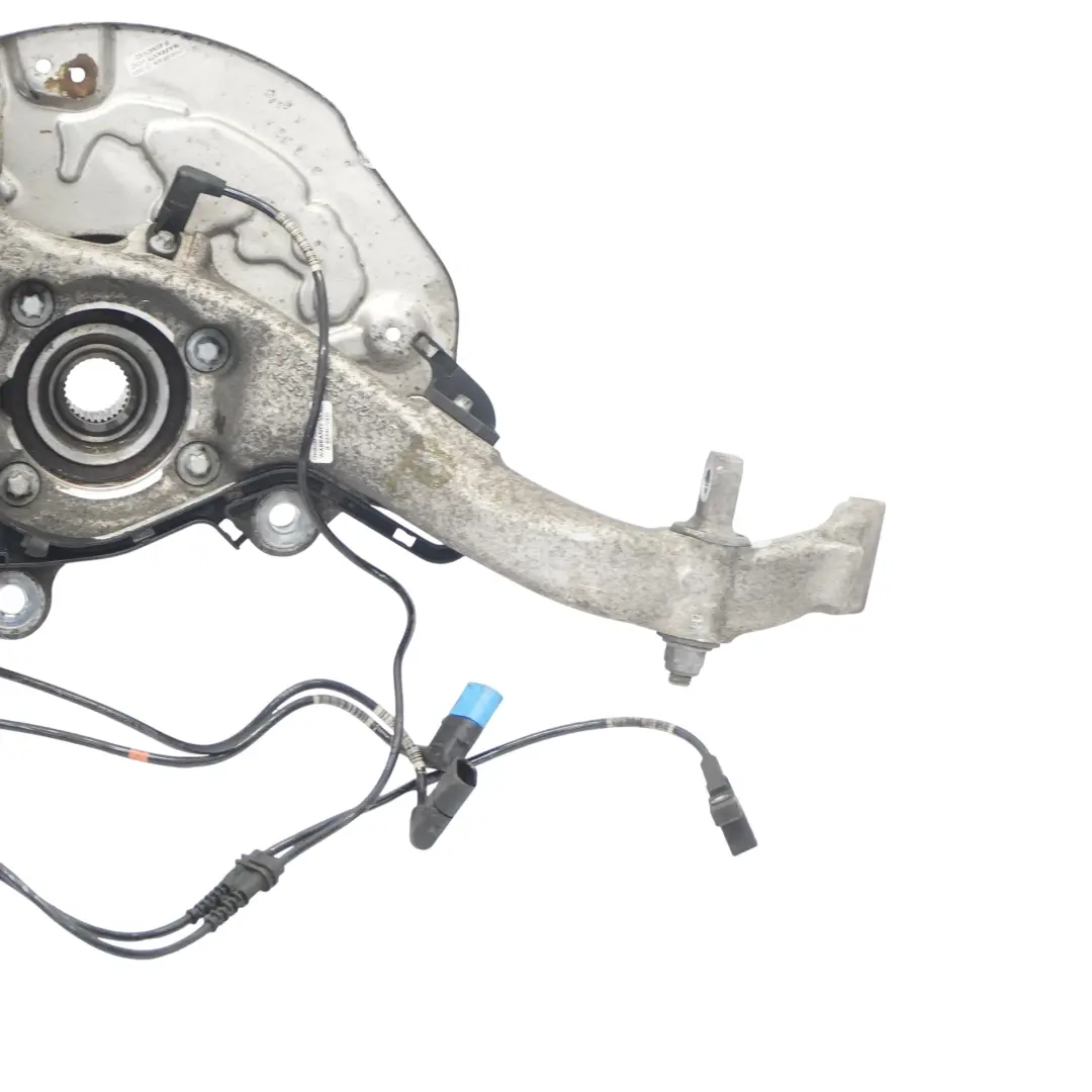 Zwrotnica Piasta Zawieszenie Koła Prawy Przód do Mercedes W213 o numerze A2133325200 Mercedes W213 Zwrotnica Piasta Zawieszenie Koła Prawy Przód - SKU A2133325200 - Numer Części A2133325200