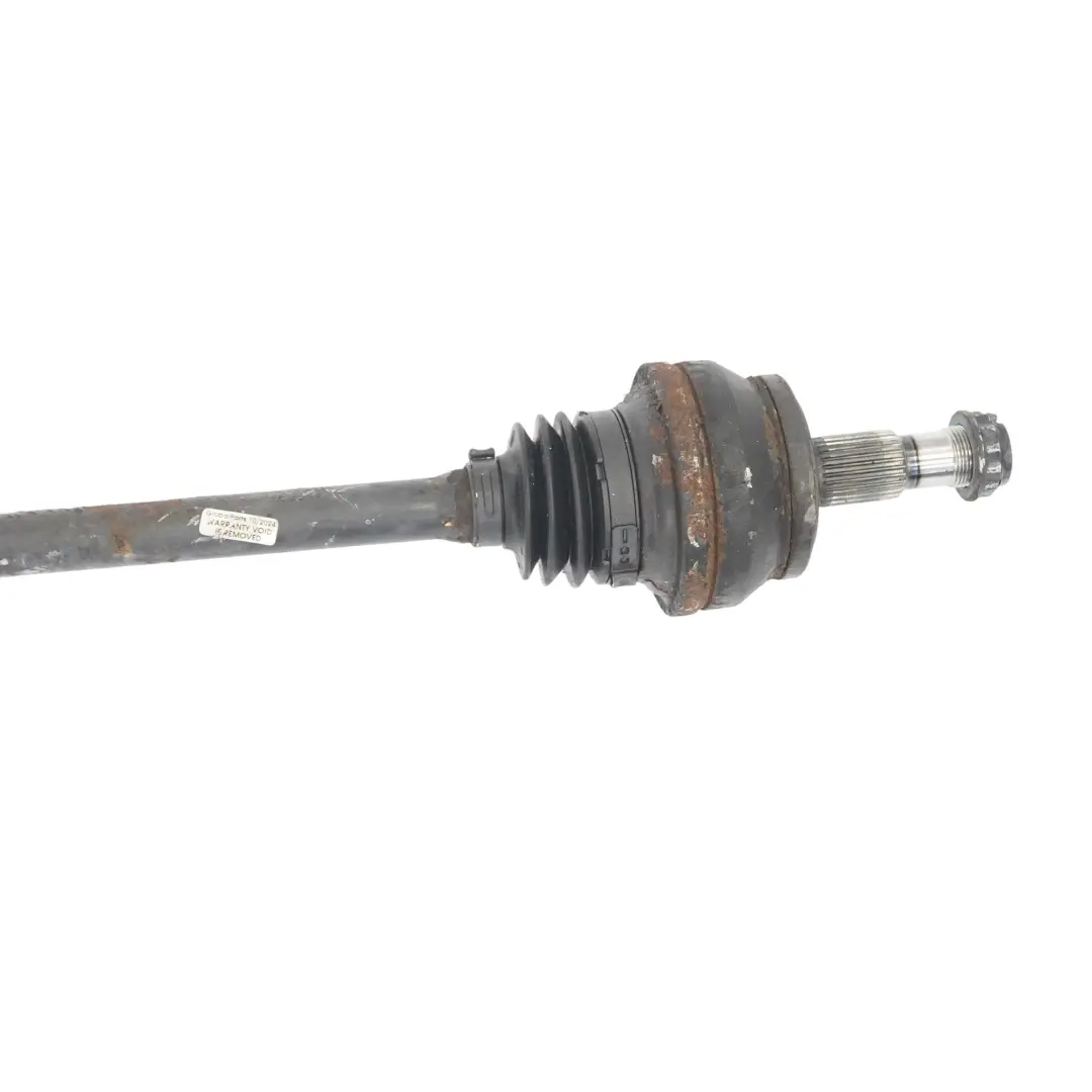 Albero di trasmissione asse posteriore destro OM654 per Mercedes W213 con numero di parte A2133502611 Mercedes W213 Albero di trasmissione asse posteriore destro OM654 - SKU A2133502611-1 - Numero di parte A2133502611