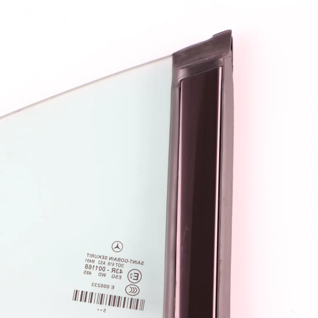 Fensterscheibe Hintertür Rechts Viertel Grün AS2 für Mercedes C219 mit Teilenummer A2197301055 Mercedes C219 Fensterscheibe Hintertür Rechts Viertel Grün AS2 - SKU A2197301055-1 - Teilenummer A2197301055