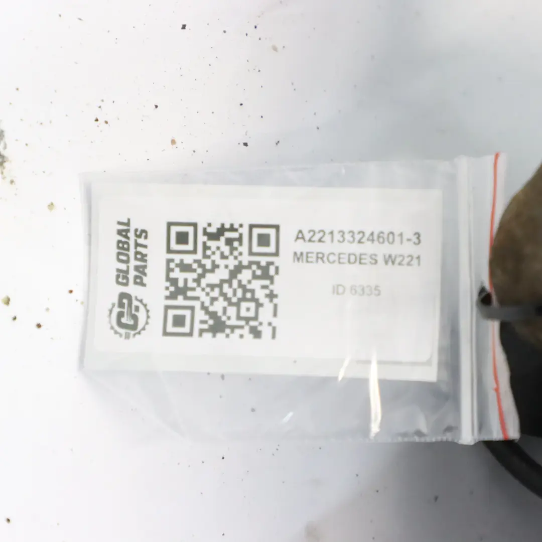Mercedes W221 portamozzo ruota anteriore destra supporto staffa sospensione - SKU A2213324601-3 - Numero di parte A2213324601