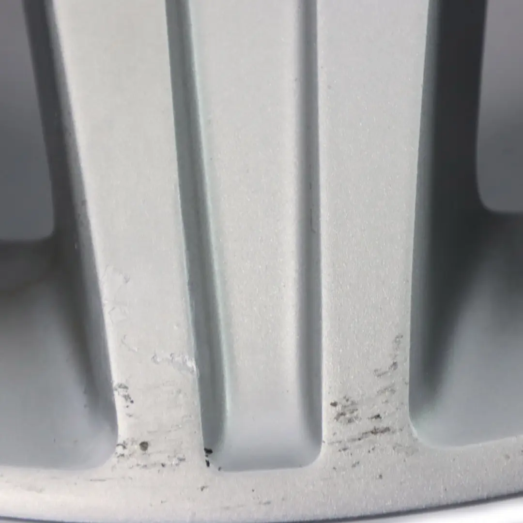 llanta trasera aleación plata 19 "9.5J ET:43 para Mercedes W221 AMG con número de pieza A2214016102 Mercedes W221 AMG llanta trasera aleación plata 19 "9.5J ET:43 - SKU A2214016102-1 - Número de pieza A2214016102