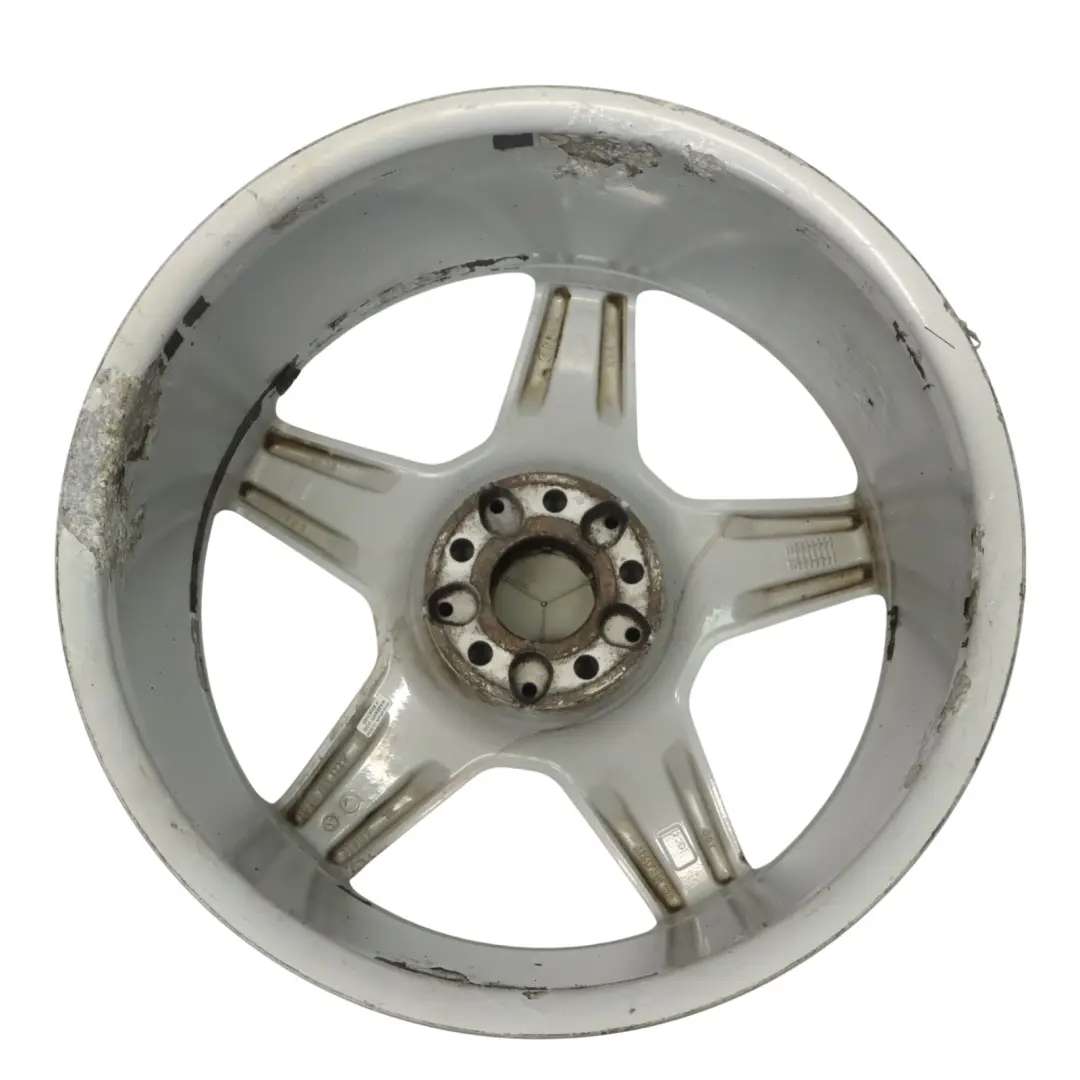 Cerchio anteriore lega argento 19" 8.5J ET43 A2214016002 per Mercedes W221 AMG con numero di parte A2214016102 Mercedes W221 AMG Cerchio anteriore lega argento 19" 8.5J ET43 A2214016002 - SKU A2214016002-1 - Numero di parte A2214016102