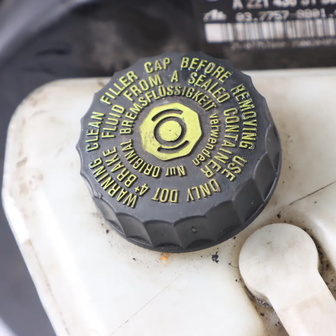 Mercedes W221 Frein Servo Pompe Booster Unité maître-cylindre - SKU A2214303630 - Numéro de pièce A2214303630