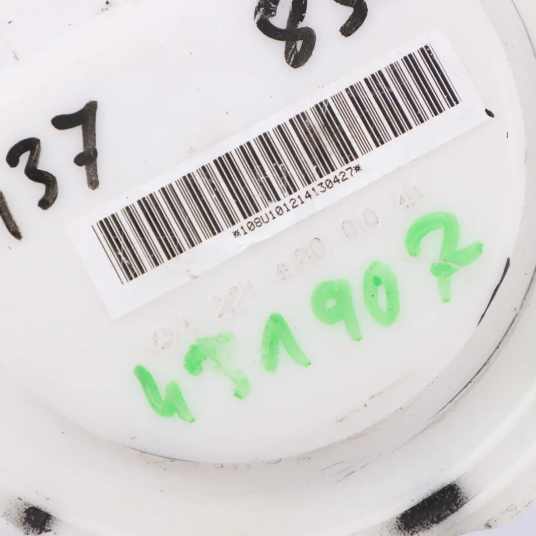 Kraftstoff Tank Deckel Mercedes W211 W216 W221 Pumpe Abdeckung für mit Teilenummer A2214700041 Kraftstoff Tank Deckel Mercedes W211 W216 W221 Pumpe Abdeckung - SKU A2214700041 - Teilenummer A2214700041