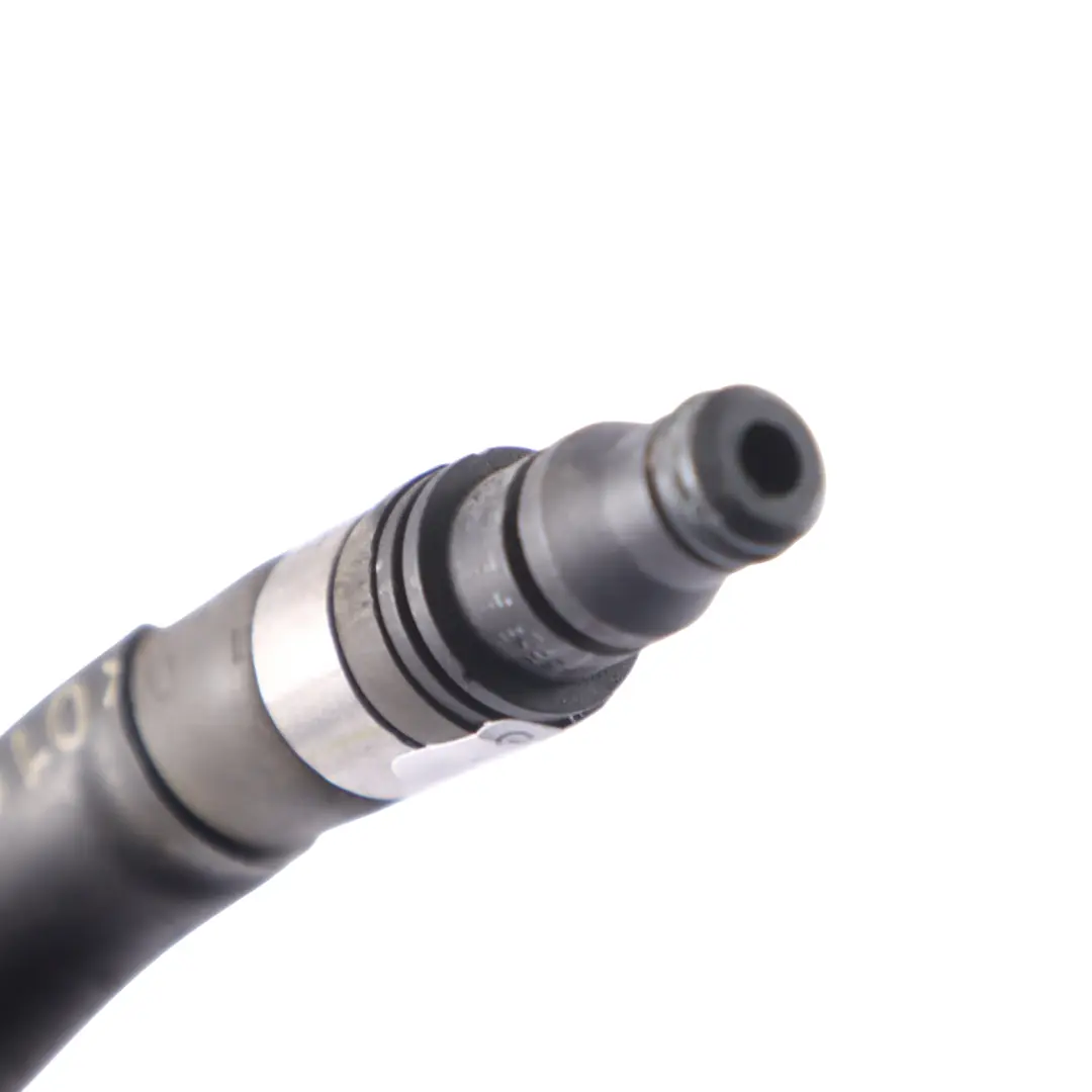 Mercedes W221 Tuyau de mise à l'air libre Purge de réservoir - SKU A2215011725 - Numéro de pièce A2215011725