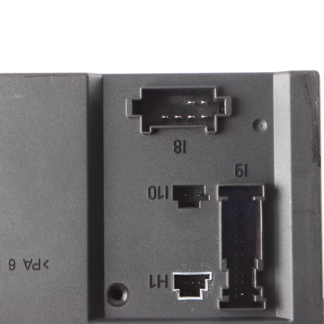 Mercedes W221 SAM Caja de fusibles Confort Módulo de Control ECU - SKU A2215402462 - Número de pieza A2215402462