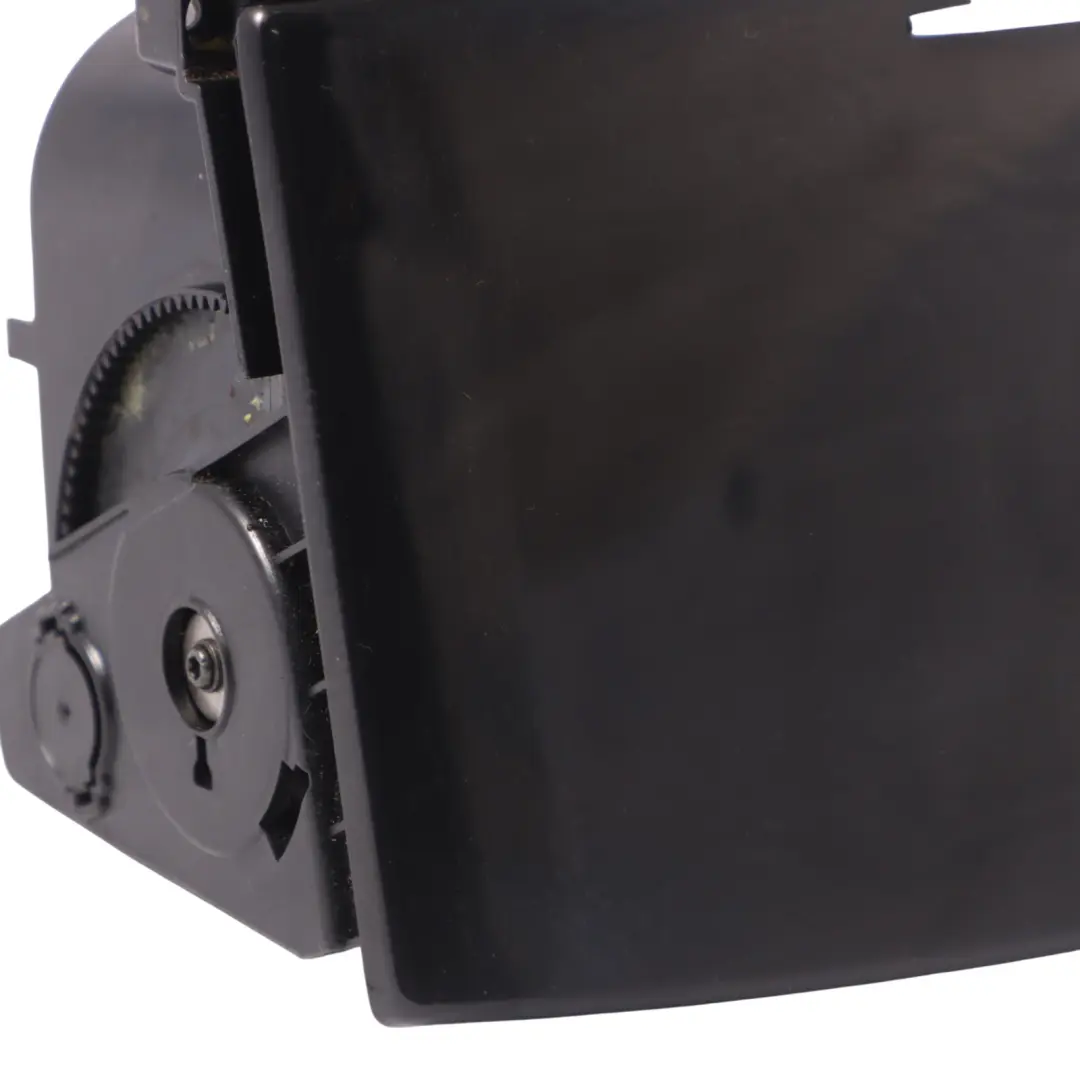 Mercedes W221 Cendrier de rangement Console centrale Prise 12V - SKU A2216800210 - Numéro de pièce A2216800210